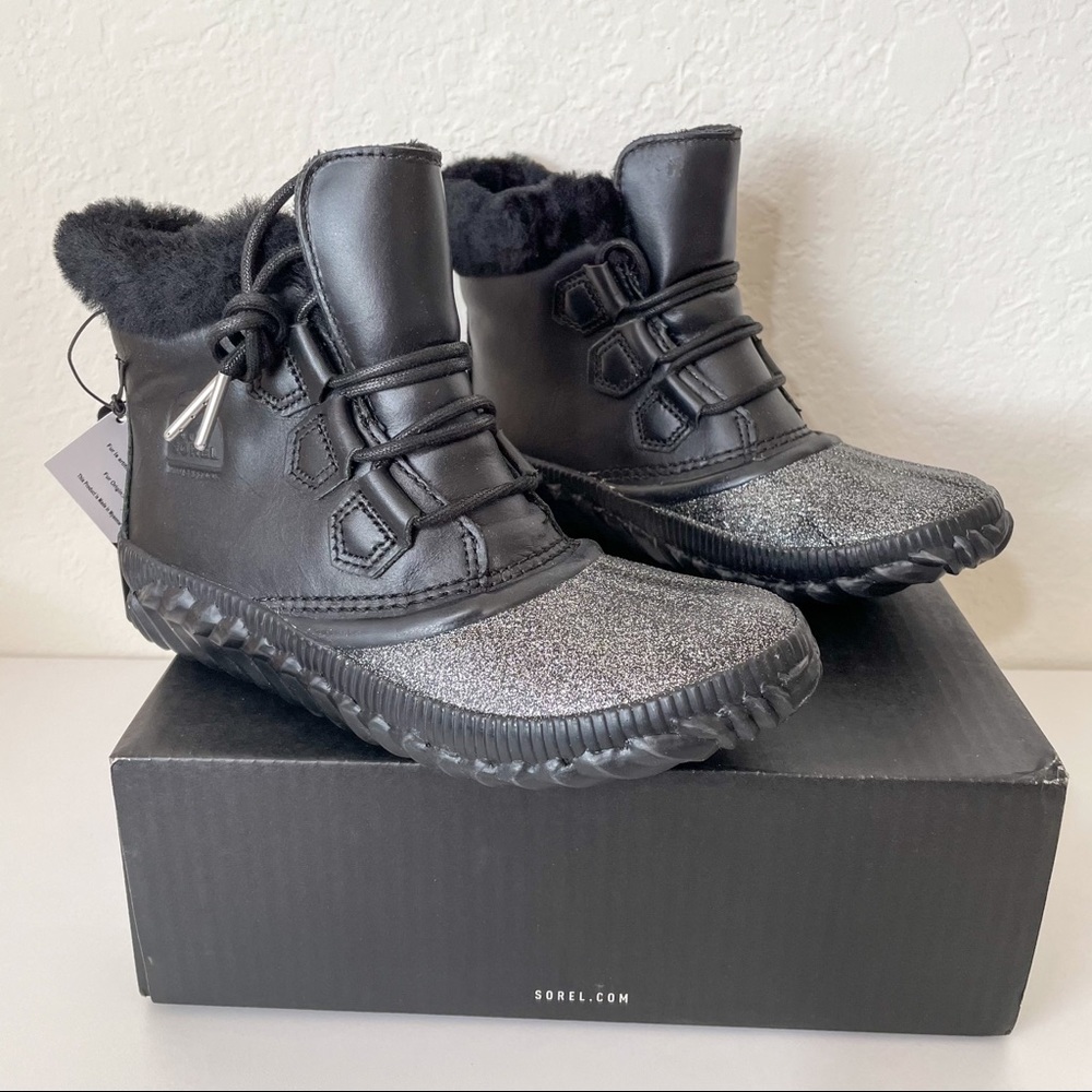 Sorel Out N About Plus Lux Waterproof Boots - Black - Size 6.5